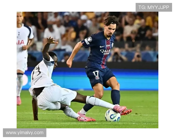 巴黎圣日耳曼对阵热刺裁判名单公布德国名哨兹瓦耶执法引关注